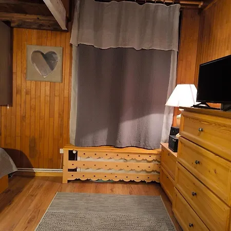 Duplex A La Moutiere Apartment